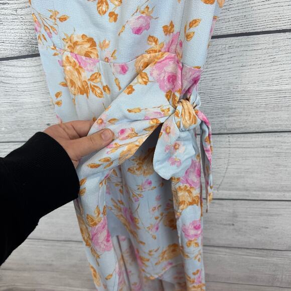 WAYF Women's Kimberly Floral Sleeveless Faux Wrap Midi Dress Size Medium - Picture 4 of 9